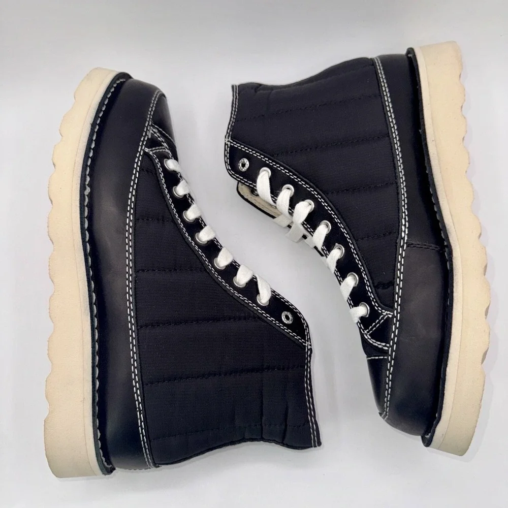 Good‎ News Roopa Quilted Boots Men's Size 9 Black White Puffer